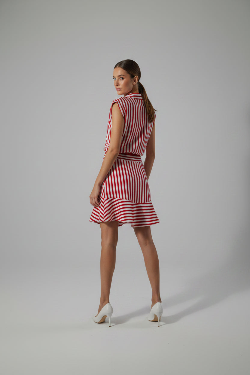 NOSTALGIA RED STRIPPED TOP