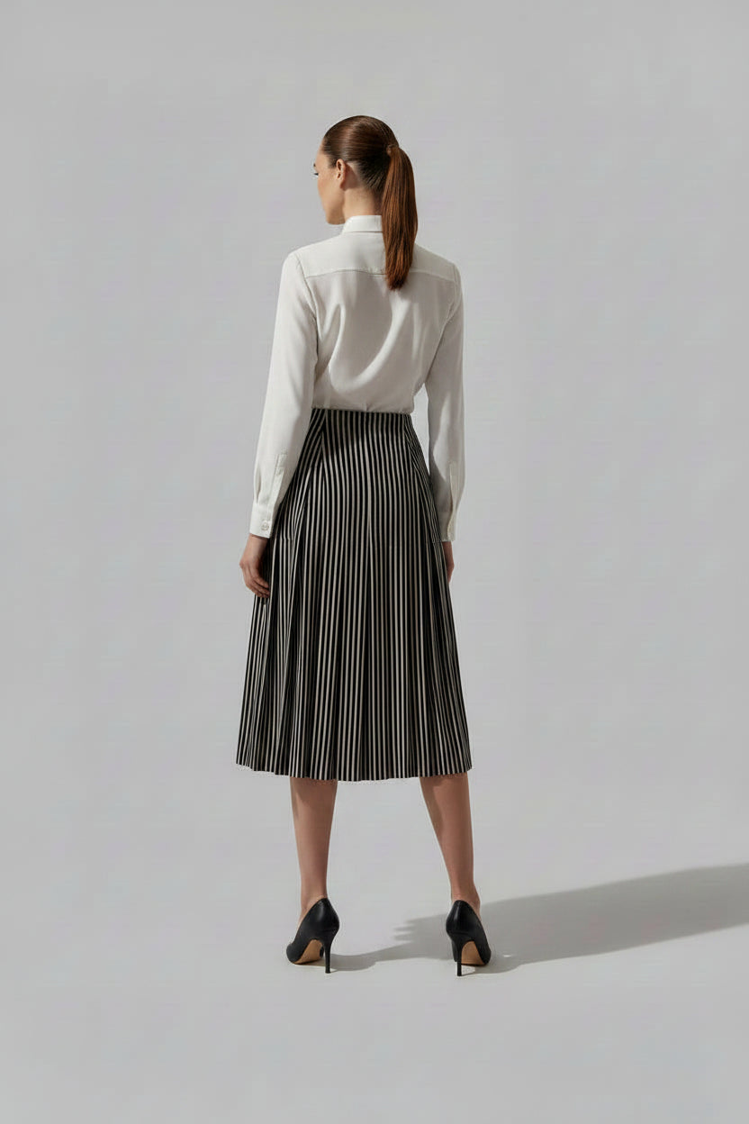 NOSTALGIA BLACK SKIRT